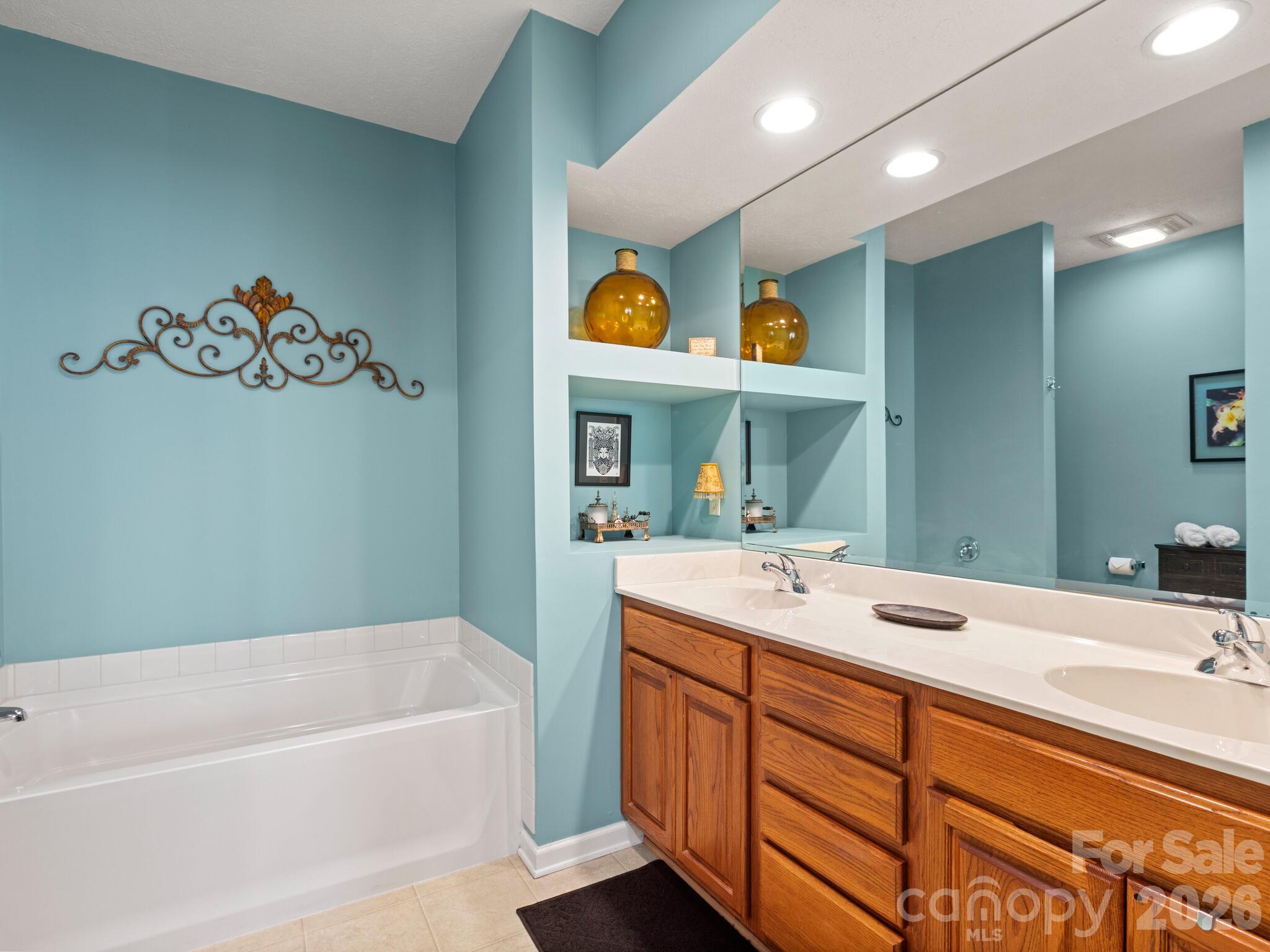 25 Old Pasture Way Hendersonville NC 28739