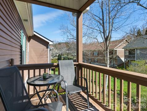 25 Old Pasture Way Hendersonville NC 28739
