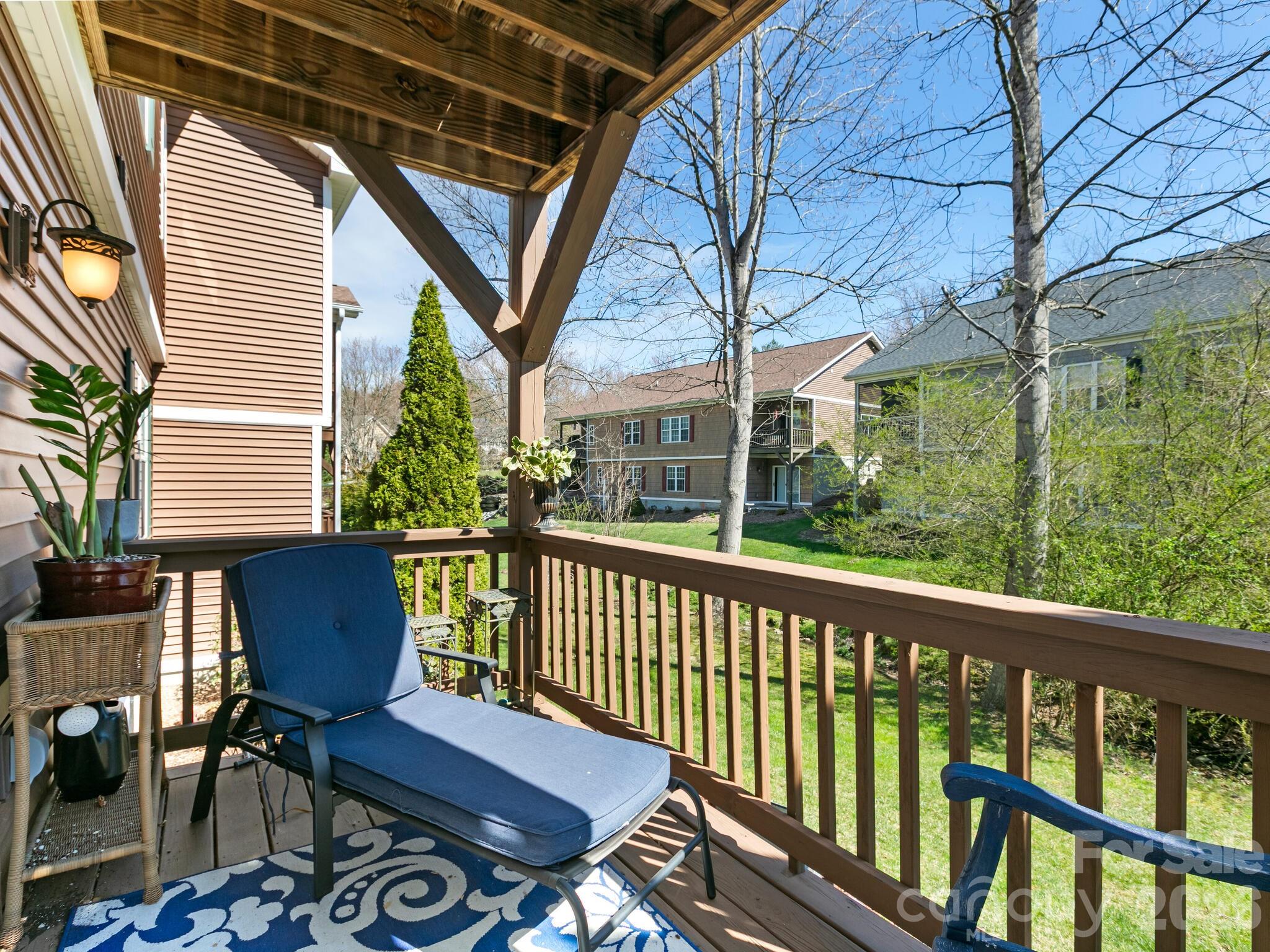 25 Old Pasture Way Hendersonville NC 28739