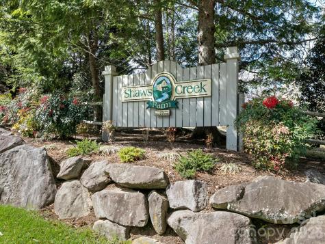 25 Old Pasture Way Hendersonville NC 28739