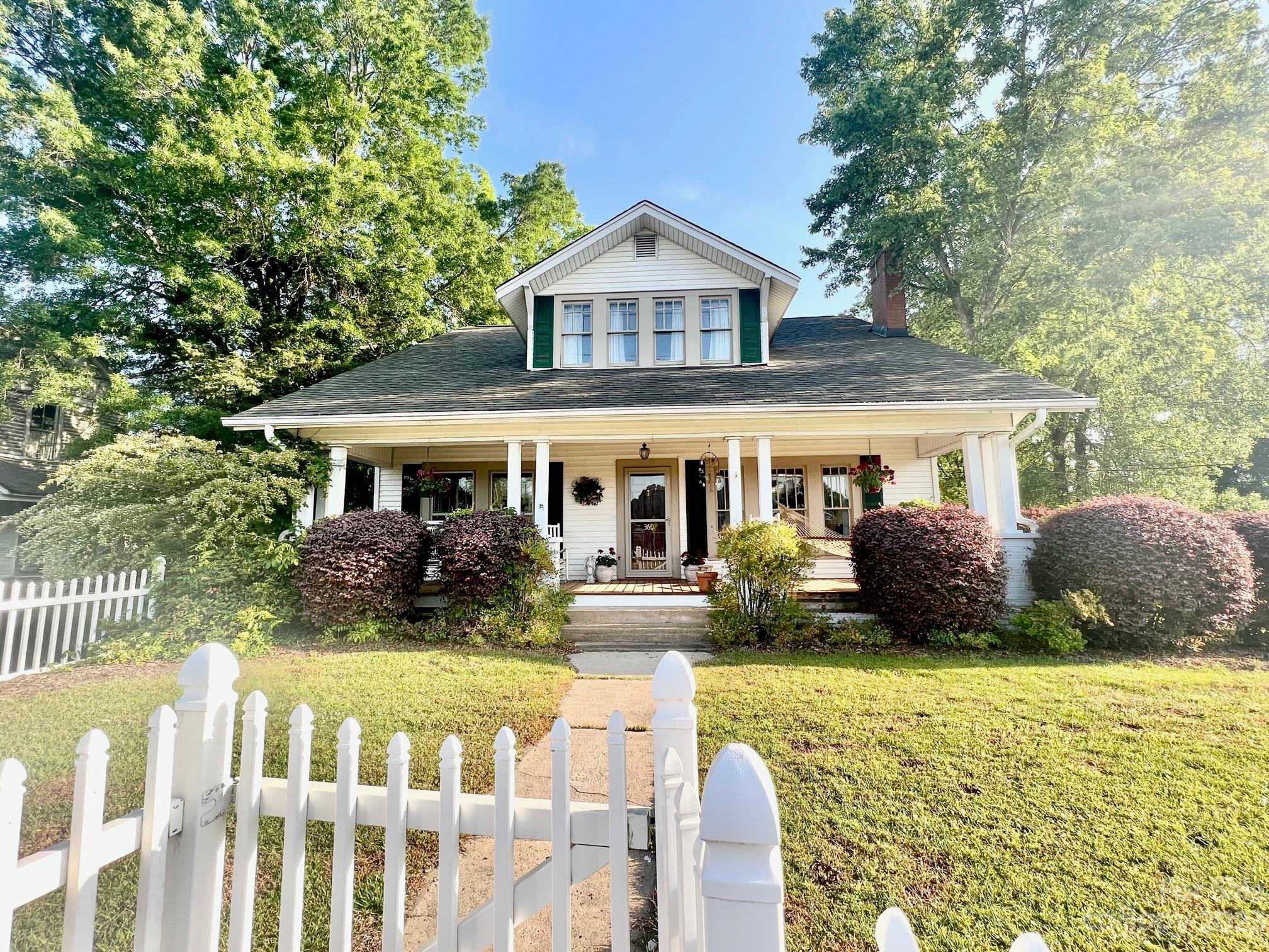 360 W Main Avenue Taylorsville NC 28681