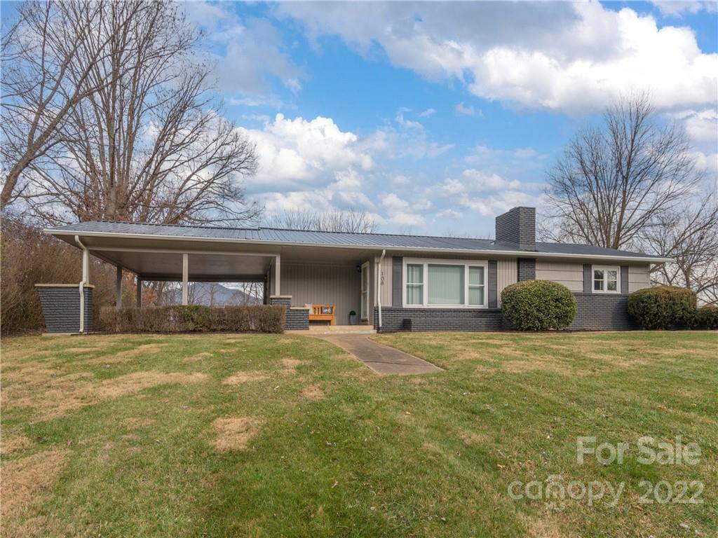 108 Lowe Street Canton NC 28716