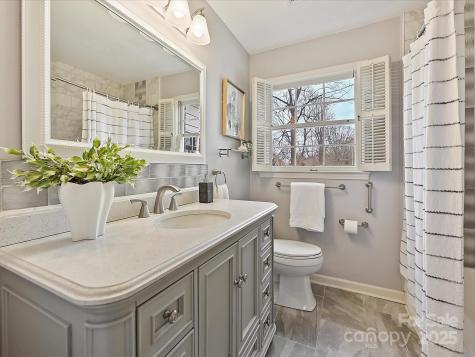 4132 Sulkirk Road Charlotte NC 28210