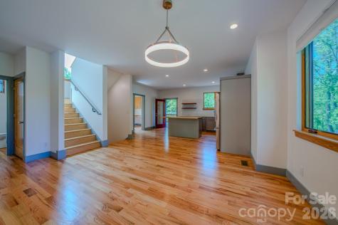 87 Deaver Street Asheville NC 28806