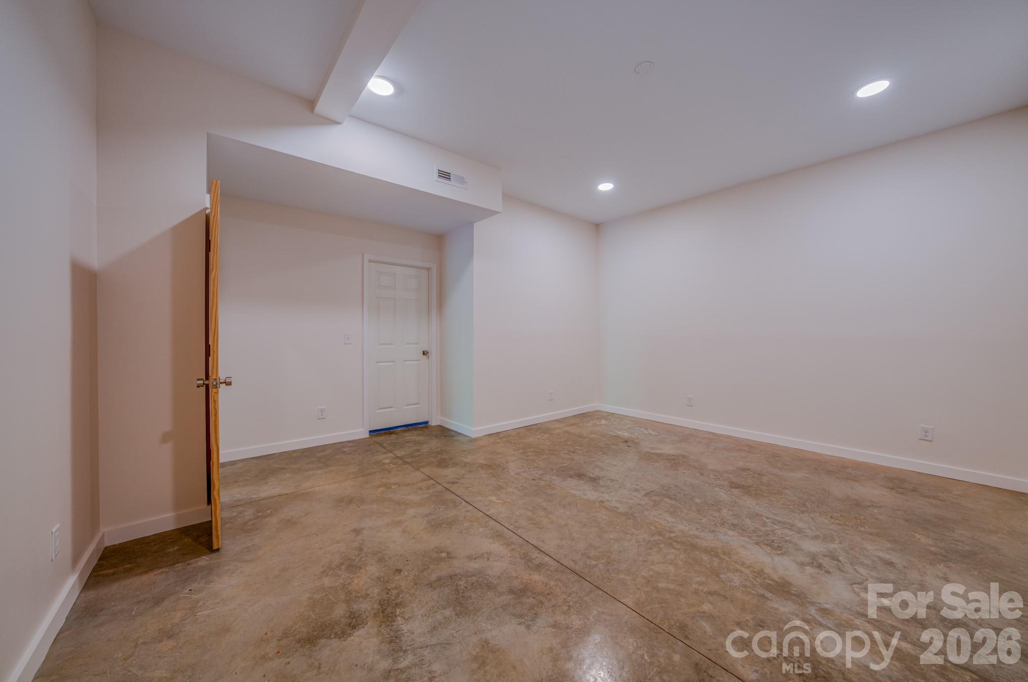 87 Deaver Street Asheville NC 28806