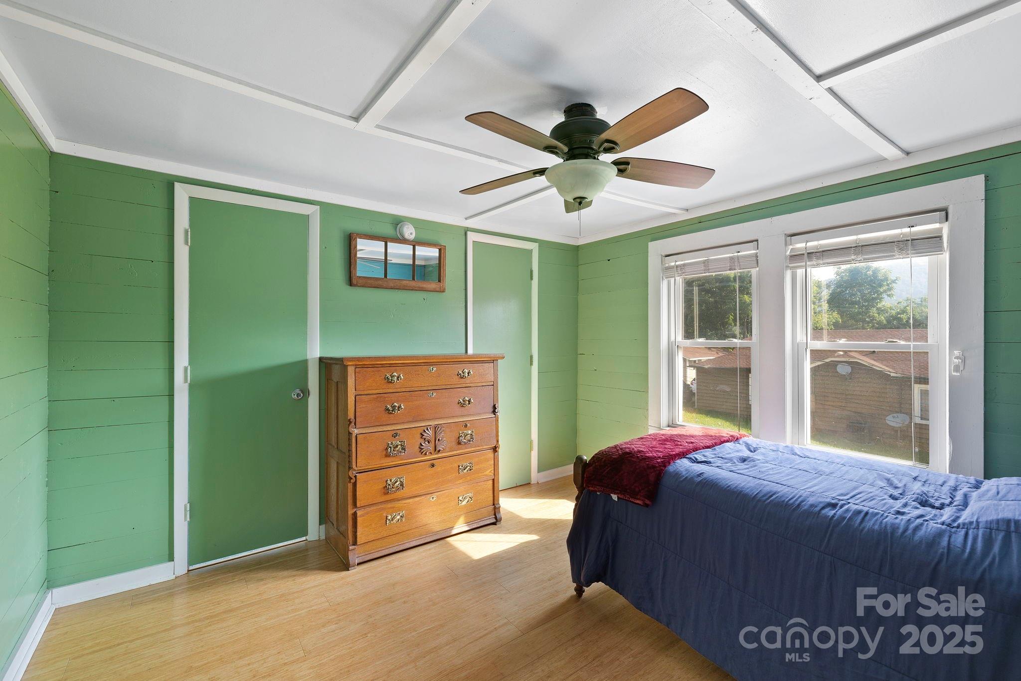 31 Abbott Moore Road Clyde NC 28721
