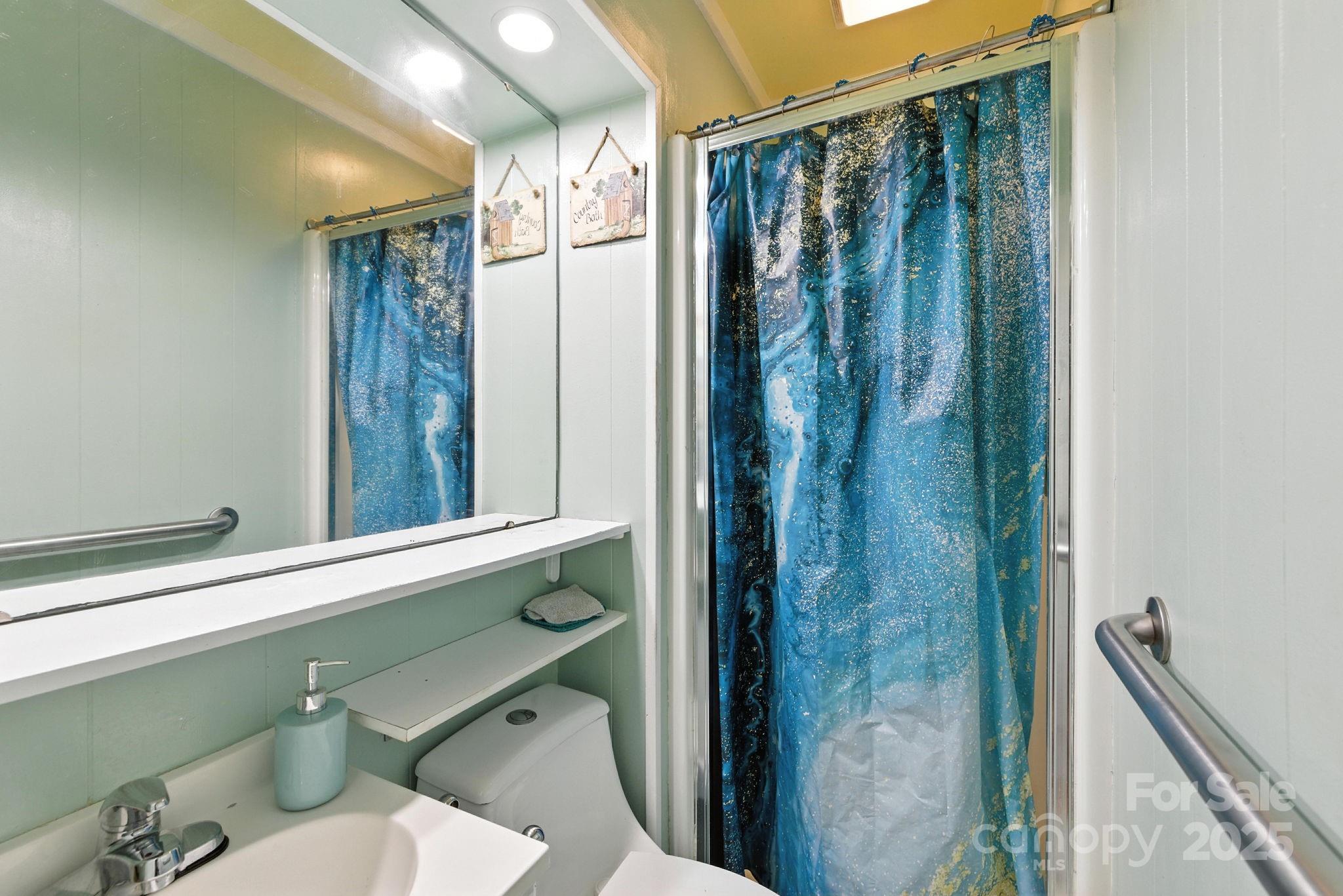 31 Abbott Moore Road Clyde NC 28721
