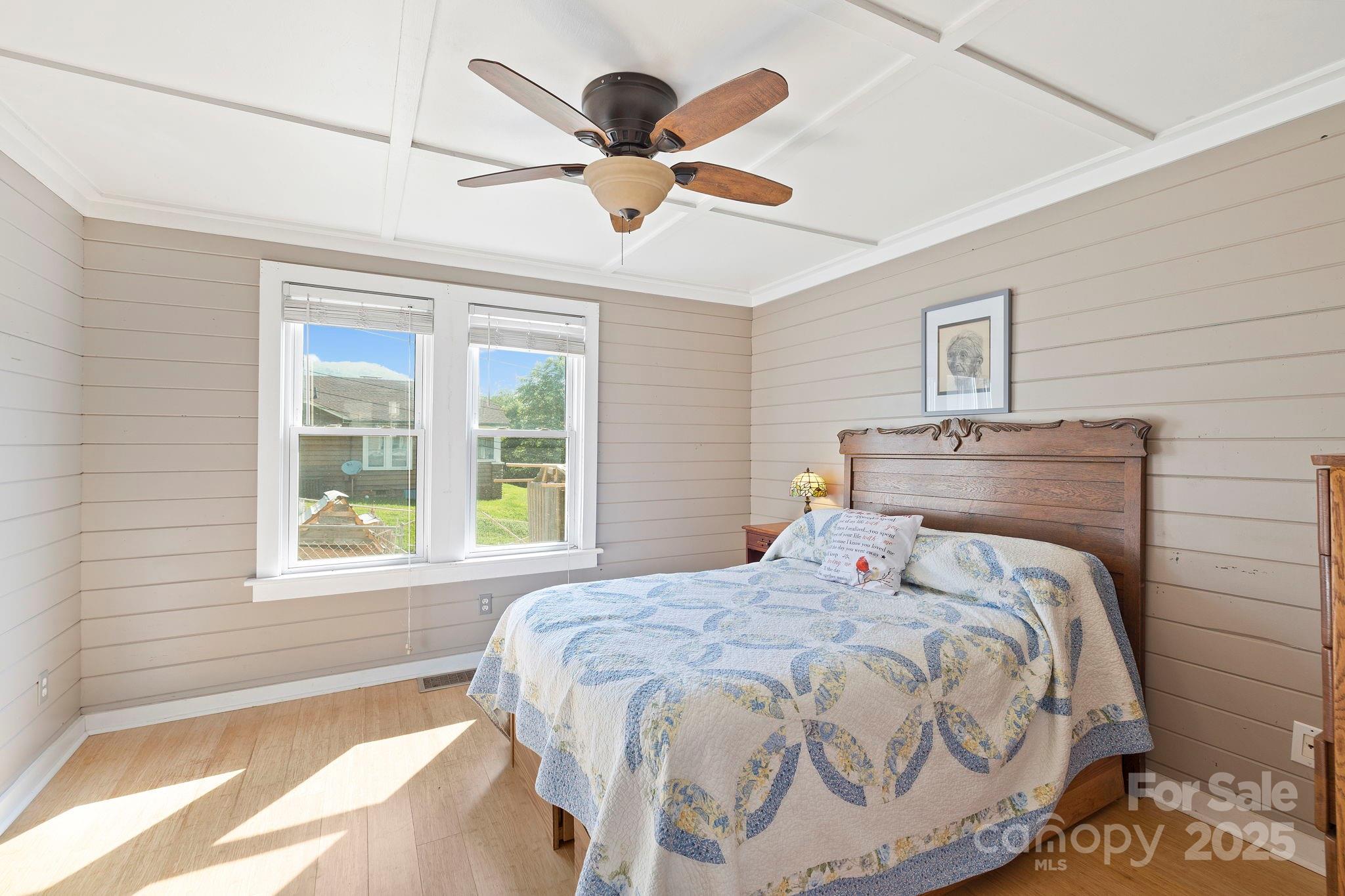 31 Abbott Moore Road Clyde NC 28721