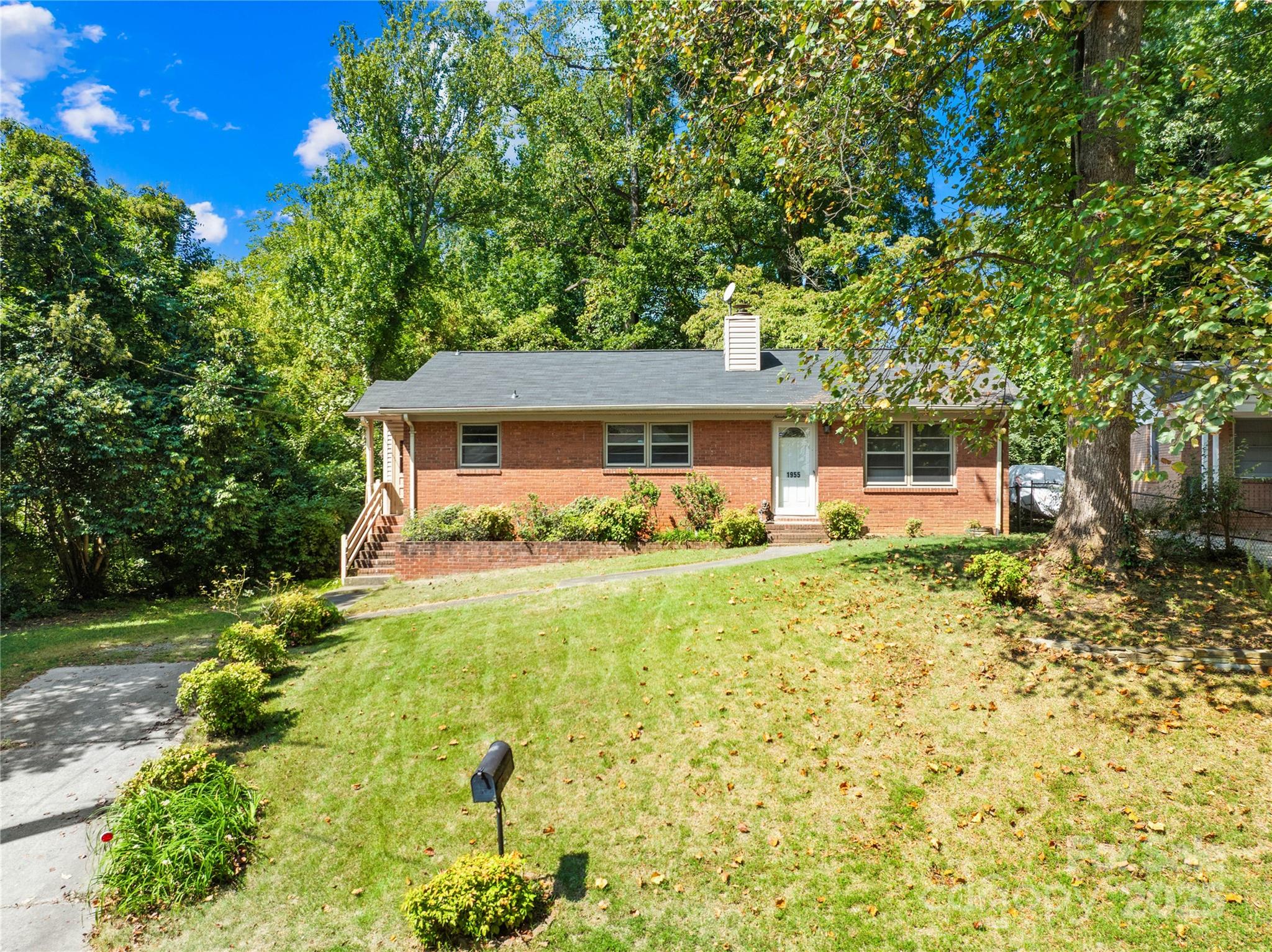 1955 Arnold Drive Charlotte NC 28205