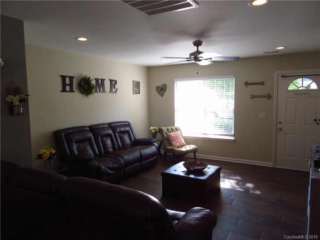 7821 Mcgarry Trail Charlotte NC 28214