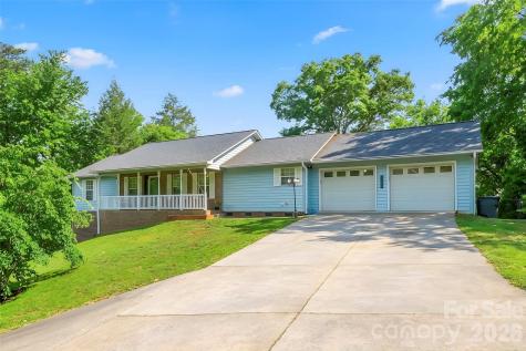 570 Pleasant View Drive Marion NC 28752