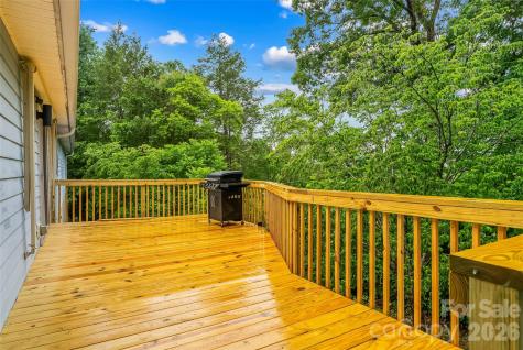 570 Pleasant View Drive Marion NC 28752