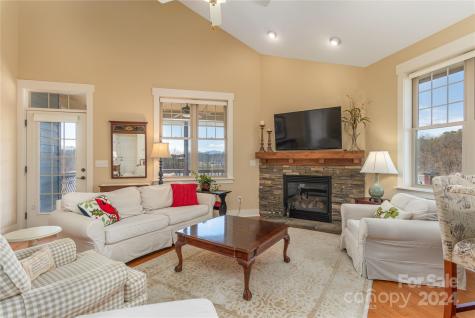 17 Craftsman View Drive Asheville NC 28804