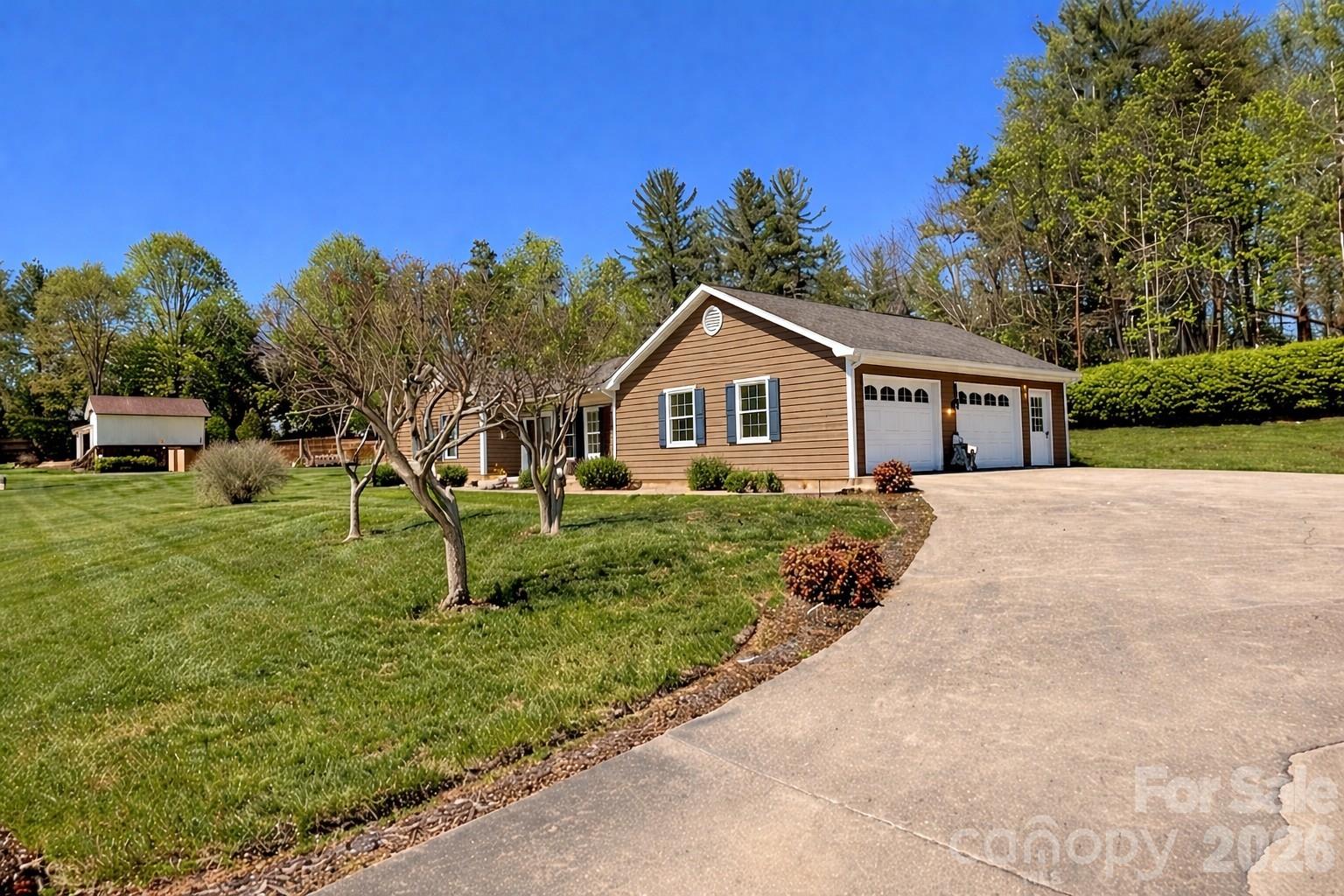 3558 Playmore Beach Road Lenoir NC 28645