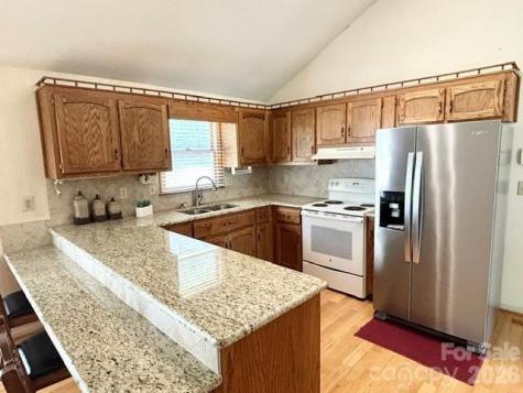 3558 Playmore Beach Road Lenoir NC 28645