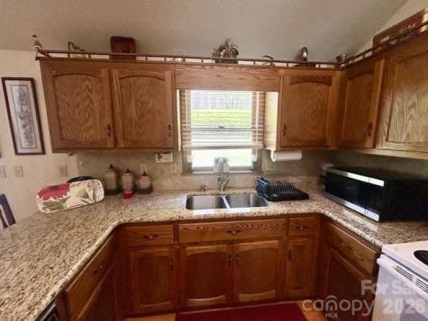 3558 Playmore Beach Road Lenoir NC 28645
