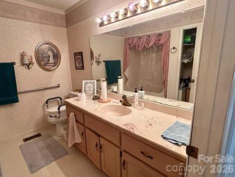 3558 Playmore Beach Road Lenoir NC 28645