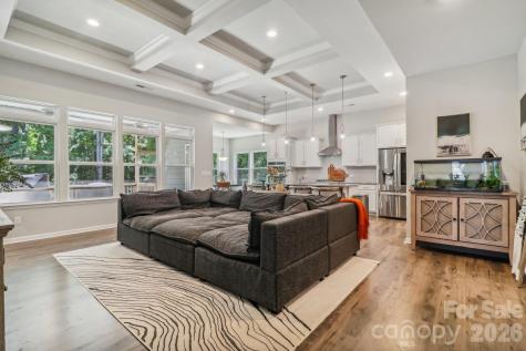 10117 Lakeshore Drive Lancaster SC 29720