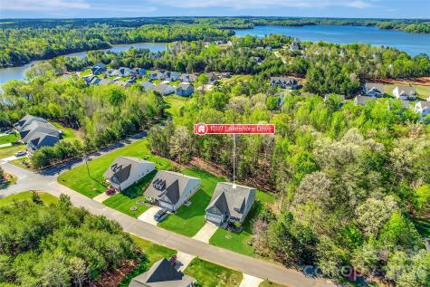 10117 Lakeshore Drive Lancaster SC 29720