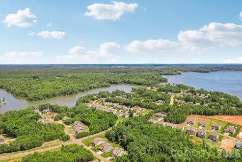10117 Lakeshore Drive Lancaster SC 29720