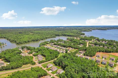 10117 Lakeshore Drive Lancaster SC 29720