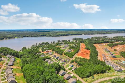 10117 Lakeshore Drive Lancaster SC 29720