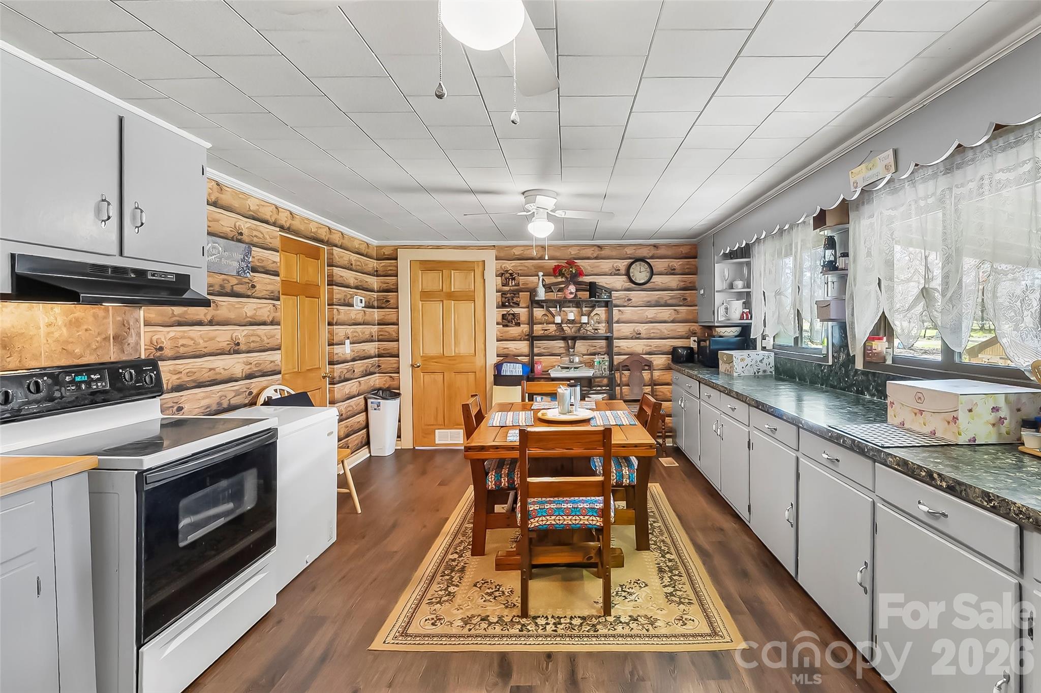 2706 Connelly Springs Road Granite Falls NC 28630