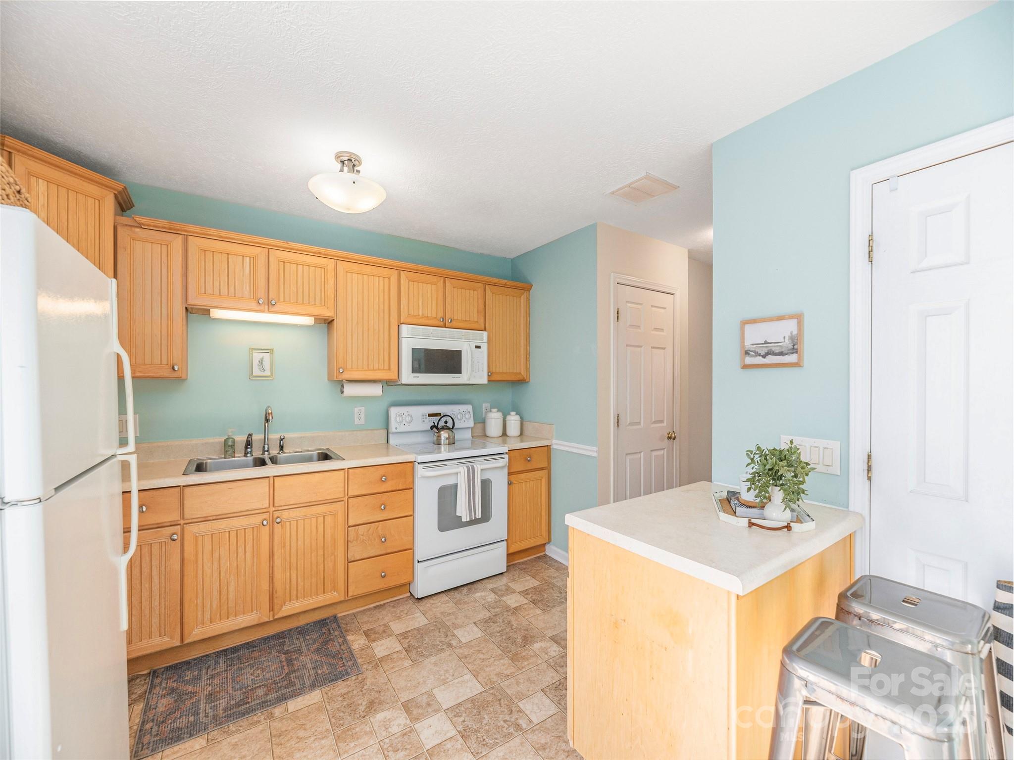 53 Vancott Court Clyde NC 28721