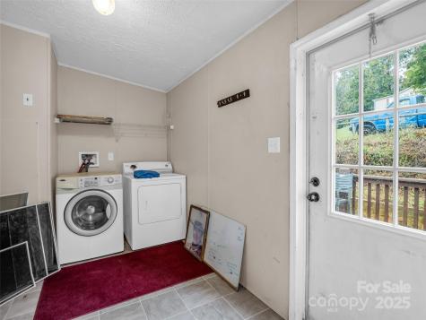 114 Leonards Lane Weaverville NC 28787