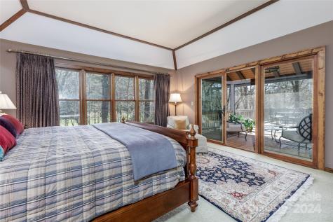 156 Cottage Drive Sapphire NC 28774