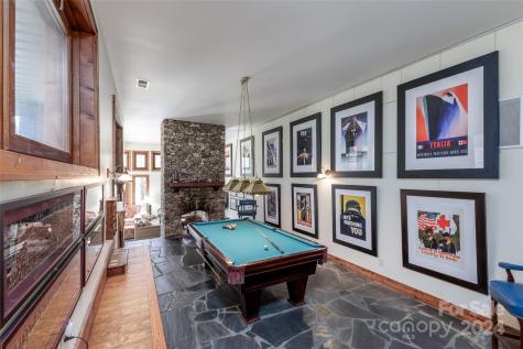 156 Cottage Drive Sapphire NC 28774