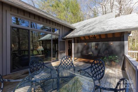 156 Cottage Drive Sapphire NC 28774