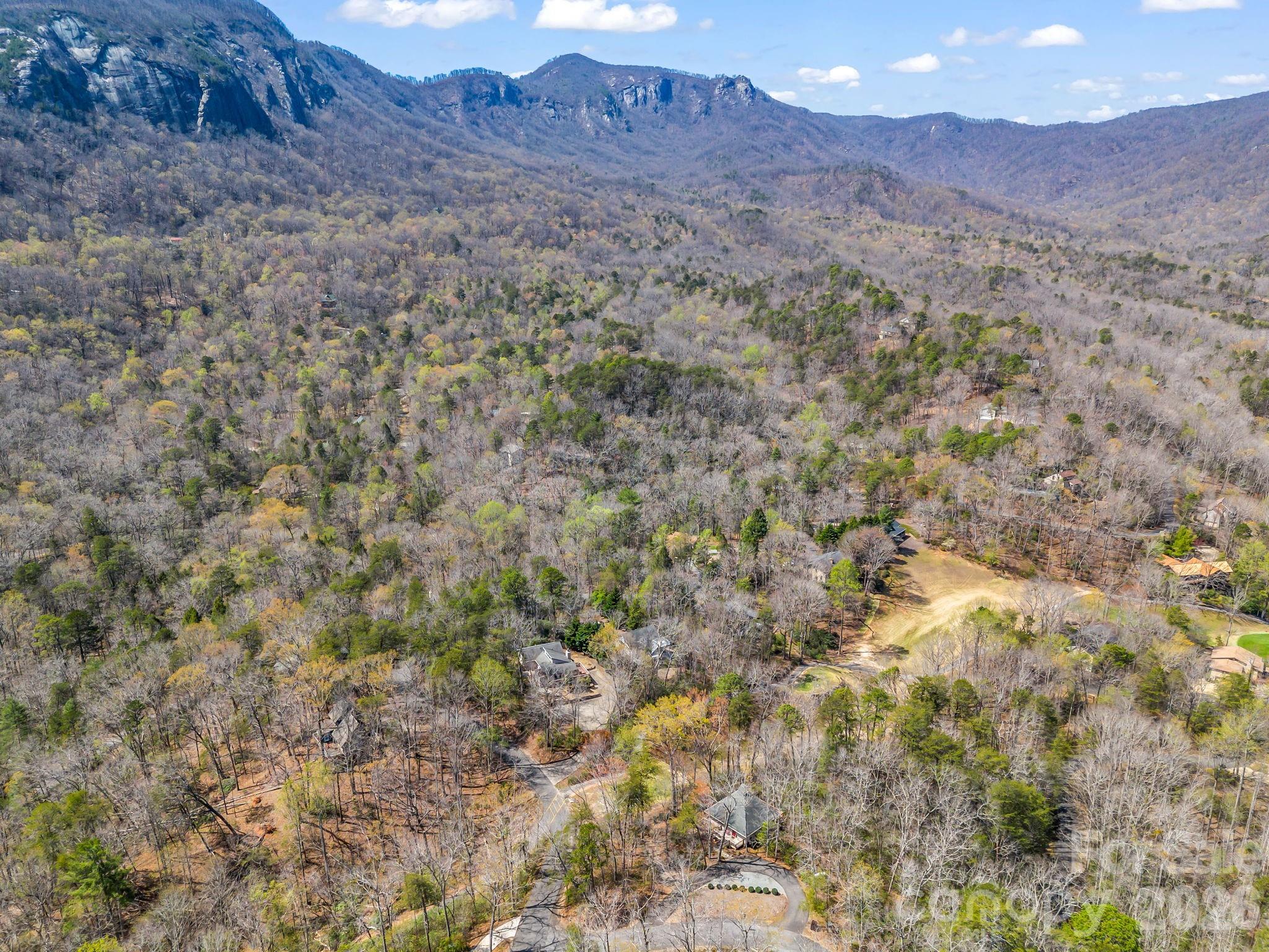 121 Fern Loop Lake Lure NC 28746