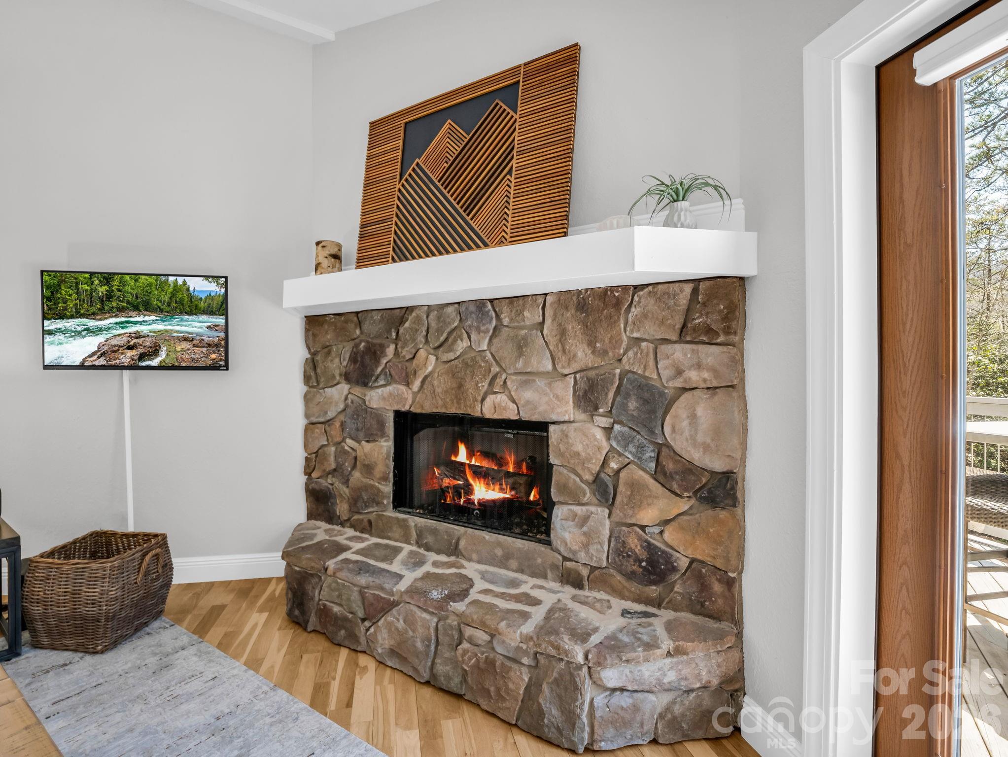 121 Fern Loop Lake Lure NC 28746