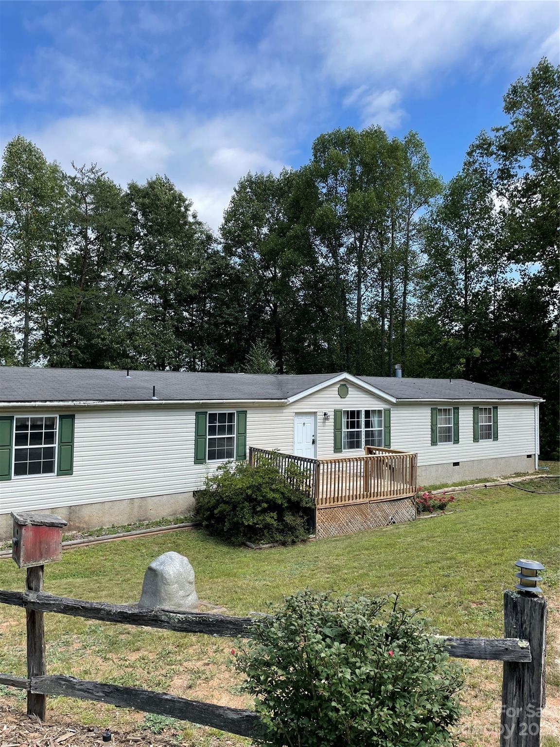114 Sleepy Forest Drive Leicester NC 28748