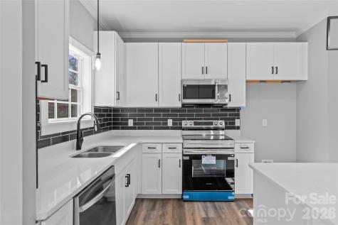 2328 Summerlin Street Winston Salem NC 27103