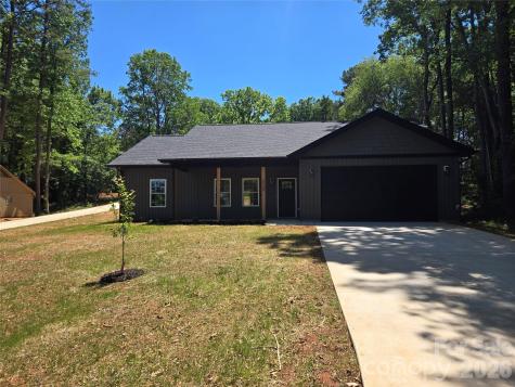 2328 Summerlin Street Winston Salem NC 27103