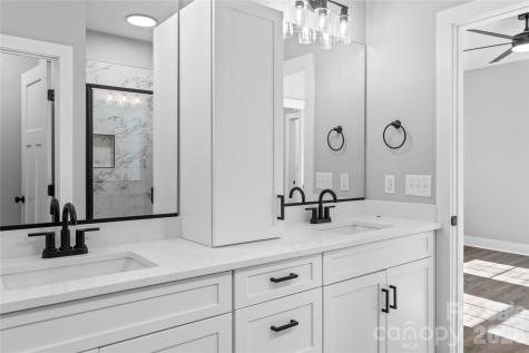 2328 Summerlin Street Winston Salem NC 27103
