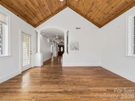 196 Blackbird Lane Tryon NC 28782