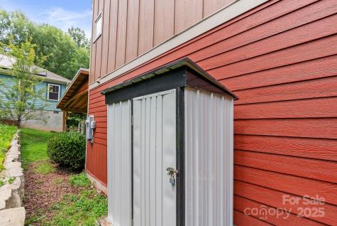 37 Bryant Street Asheville NC 28806