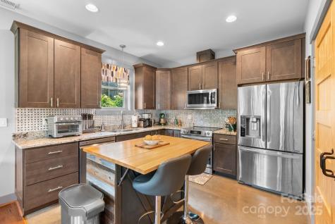 37 Bryant Street Asheville NC 28806