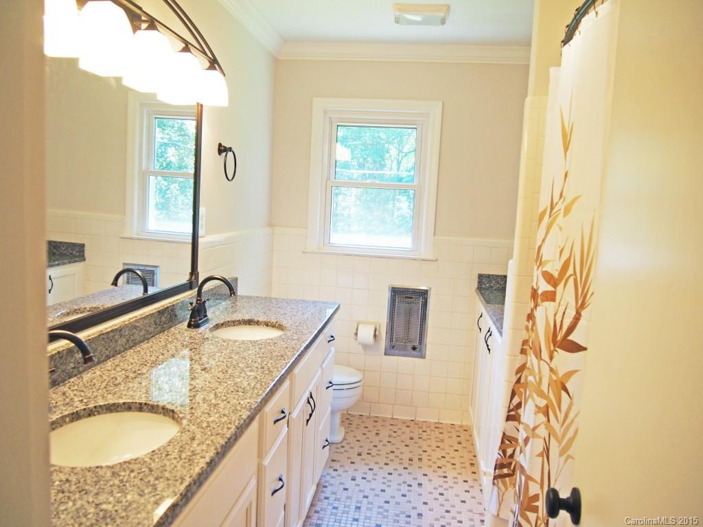 1626 Lumarka Drive Charlotte NC 28212