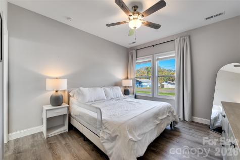 955 N Canton Road Canton NC 28716