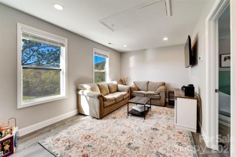 955 N Canton Road Canton NC 28716