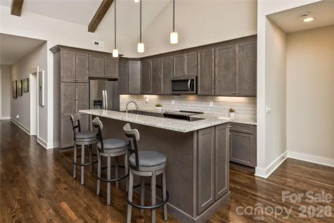 96 Copper Valley Lane Hendersonville NC 28739