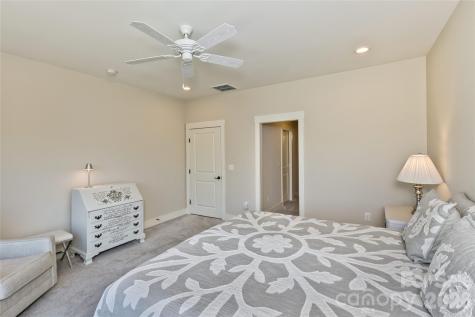 96 Copper Valley Lane Hendersonville NC 28739