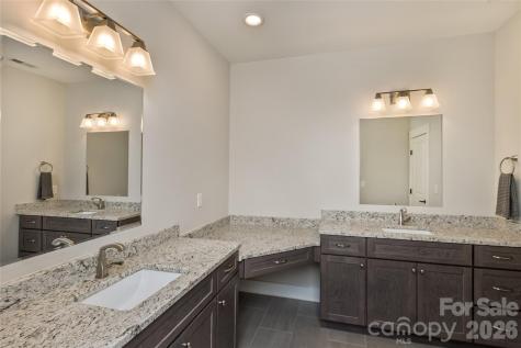 96 Copper Valley Lane Hendersonville NC 28739