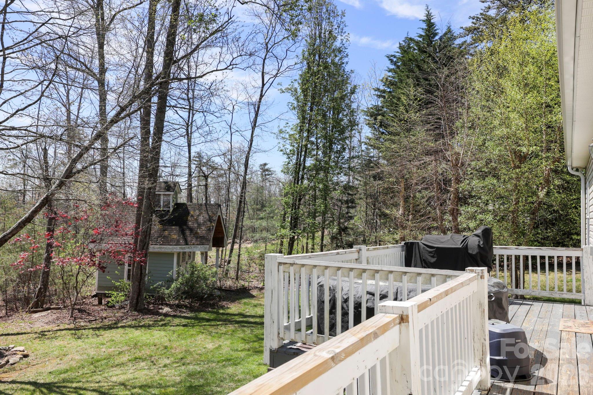10 Eagle Drive Hendersonville NC 28792