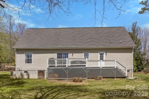 10 Eagle Drive Hendersonville NC 28792