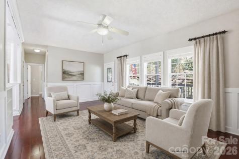 10 Eagle Drive Hendersonville NC 28792